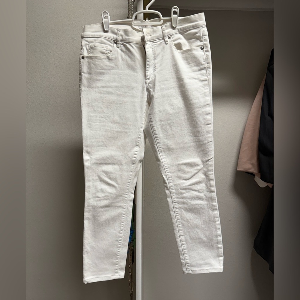 LOFT white modern skinny cropped pant